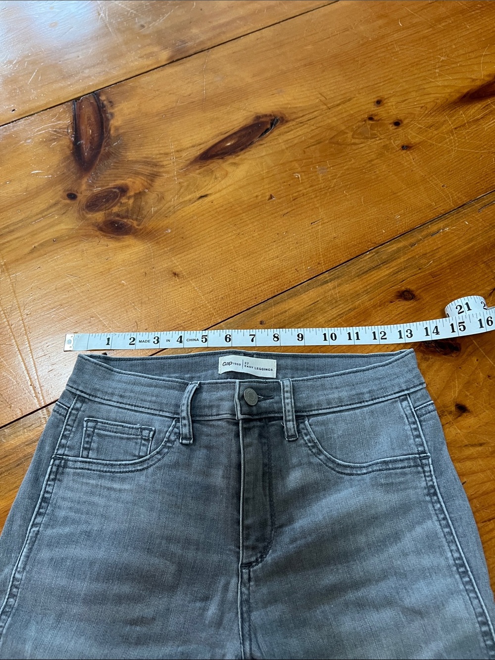 EUC Gap Easy Legging size 27 cropped length - Picture 2 of 8